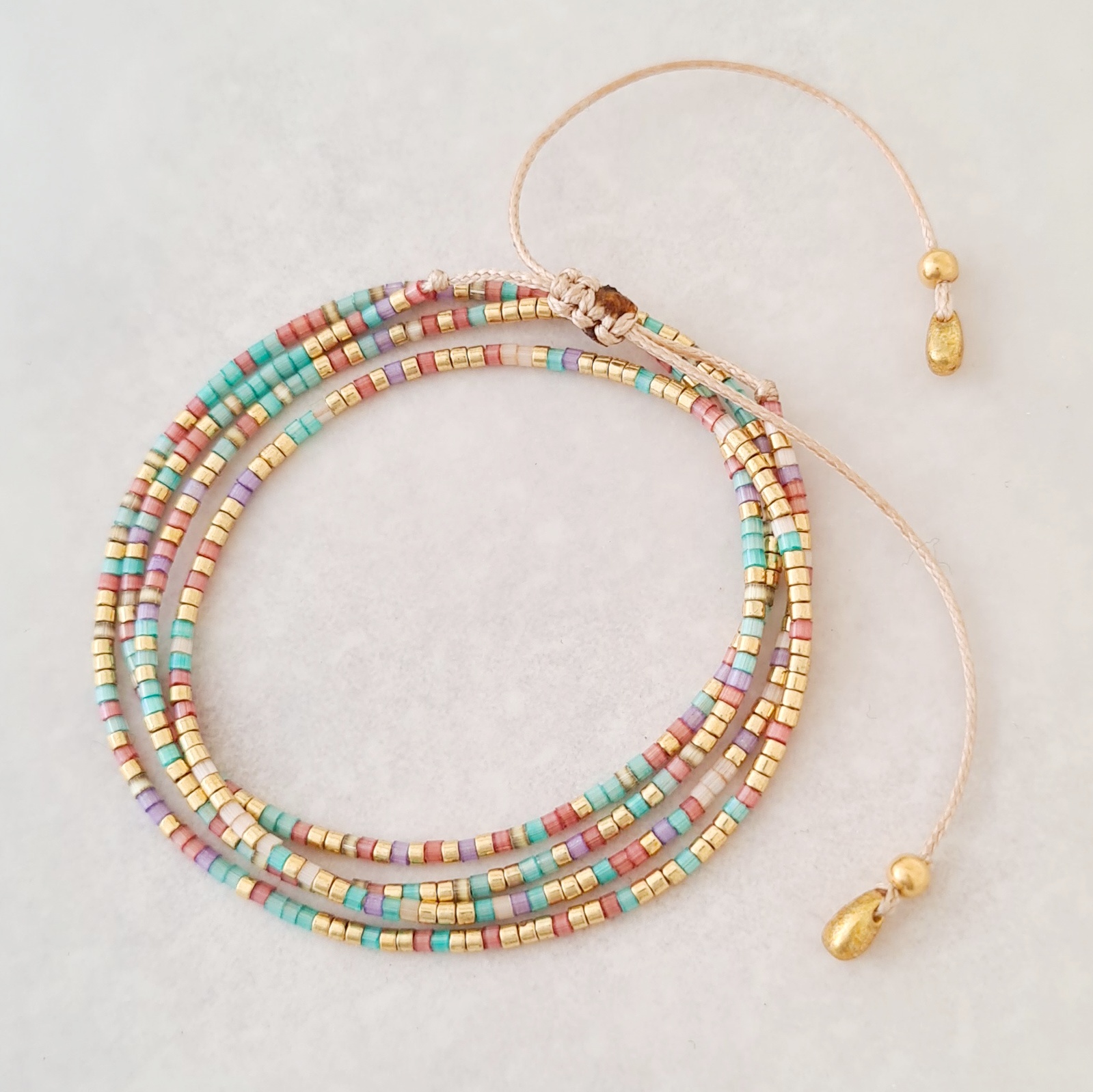 Pulsera Andrea Iris Dorada