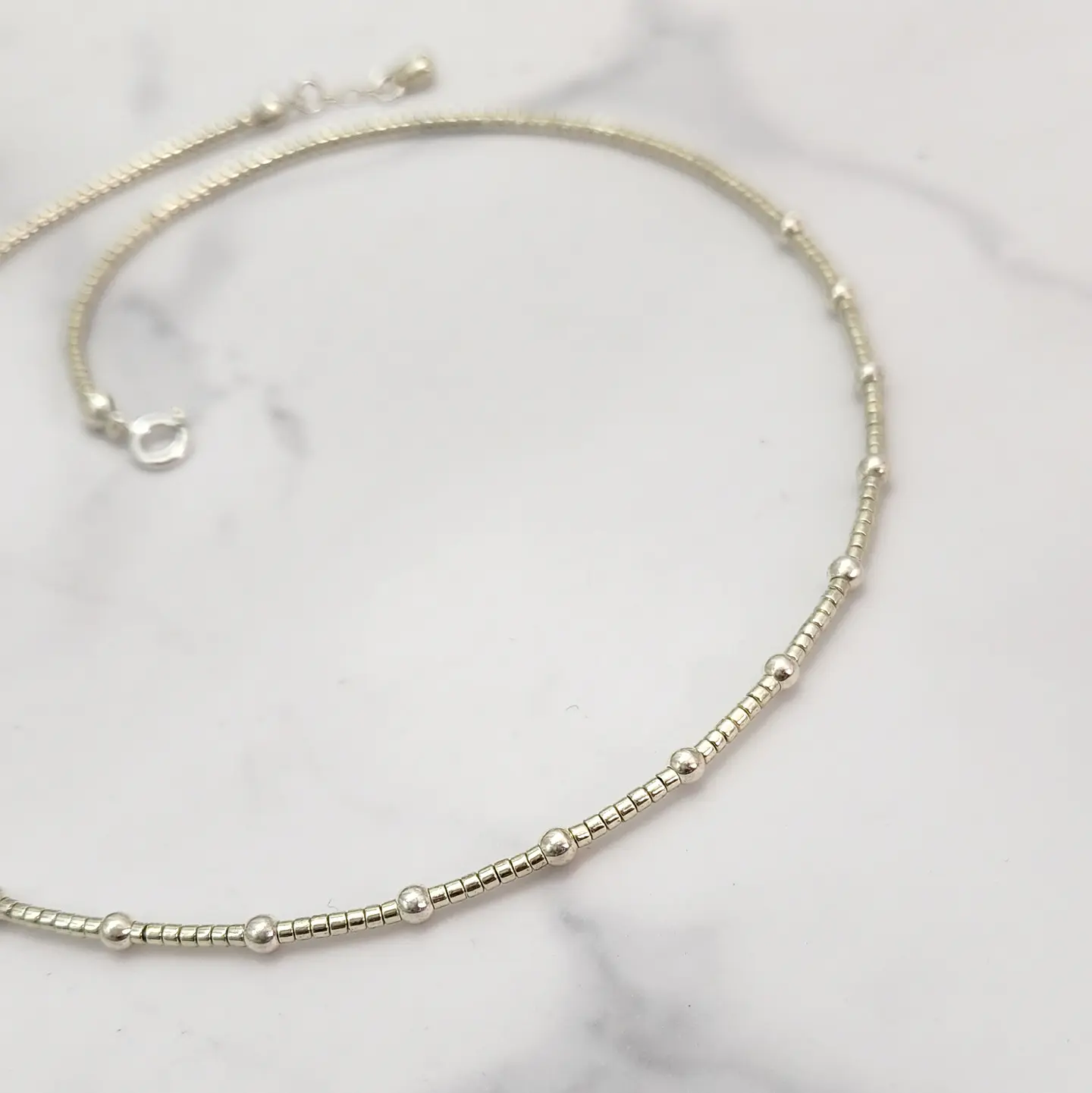 Choker Pelotitas Plateadas 2