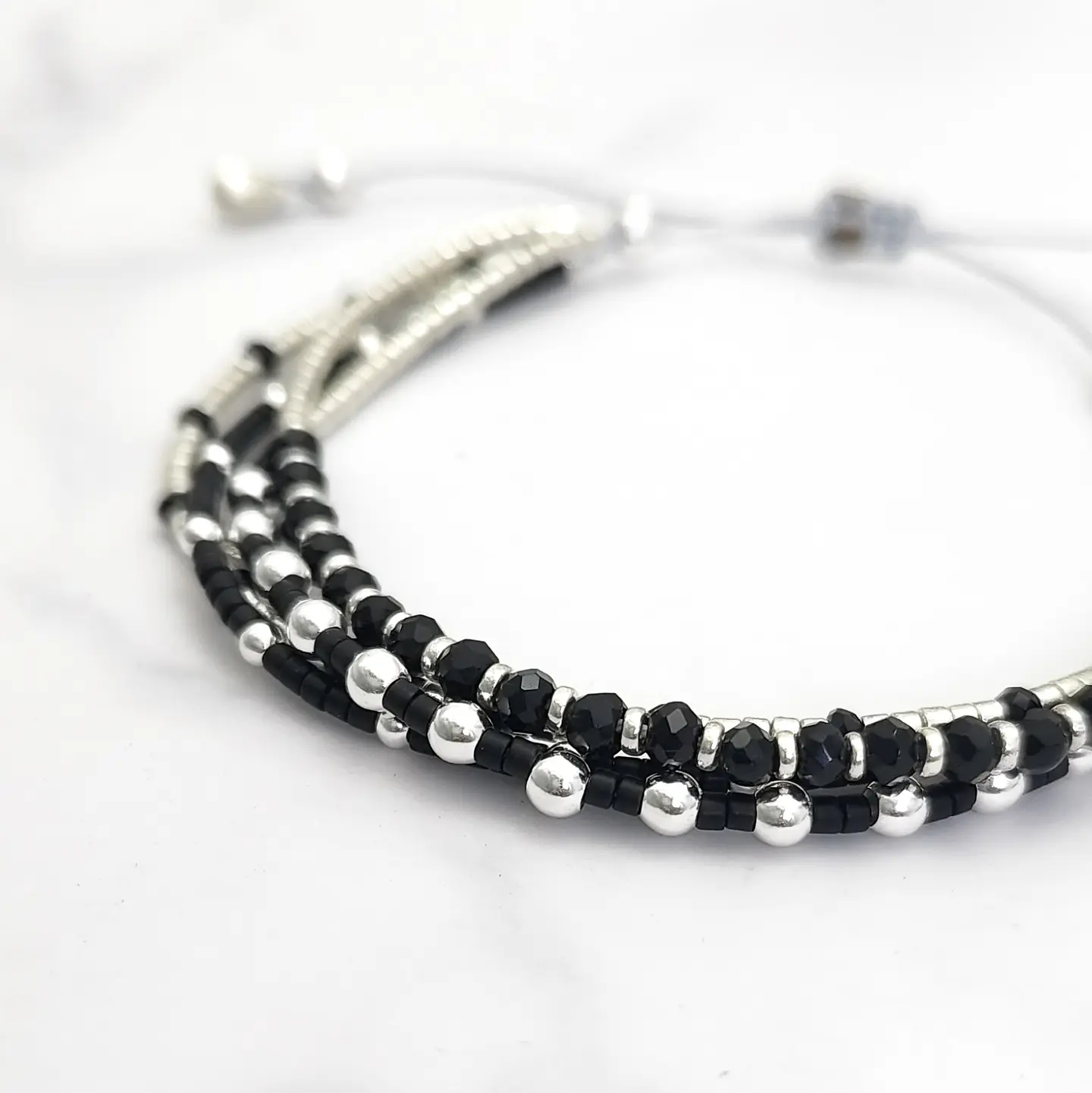 Macramé Cuatro Negra 2
