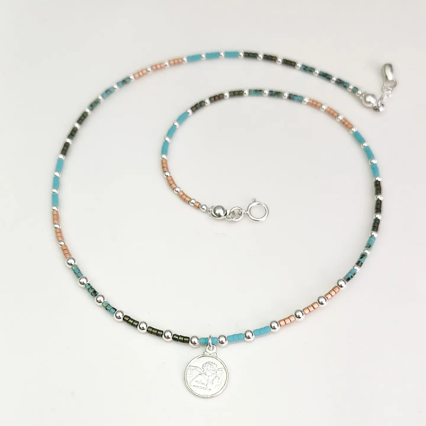 Choker Taylor Mar 1