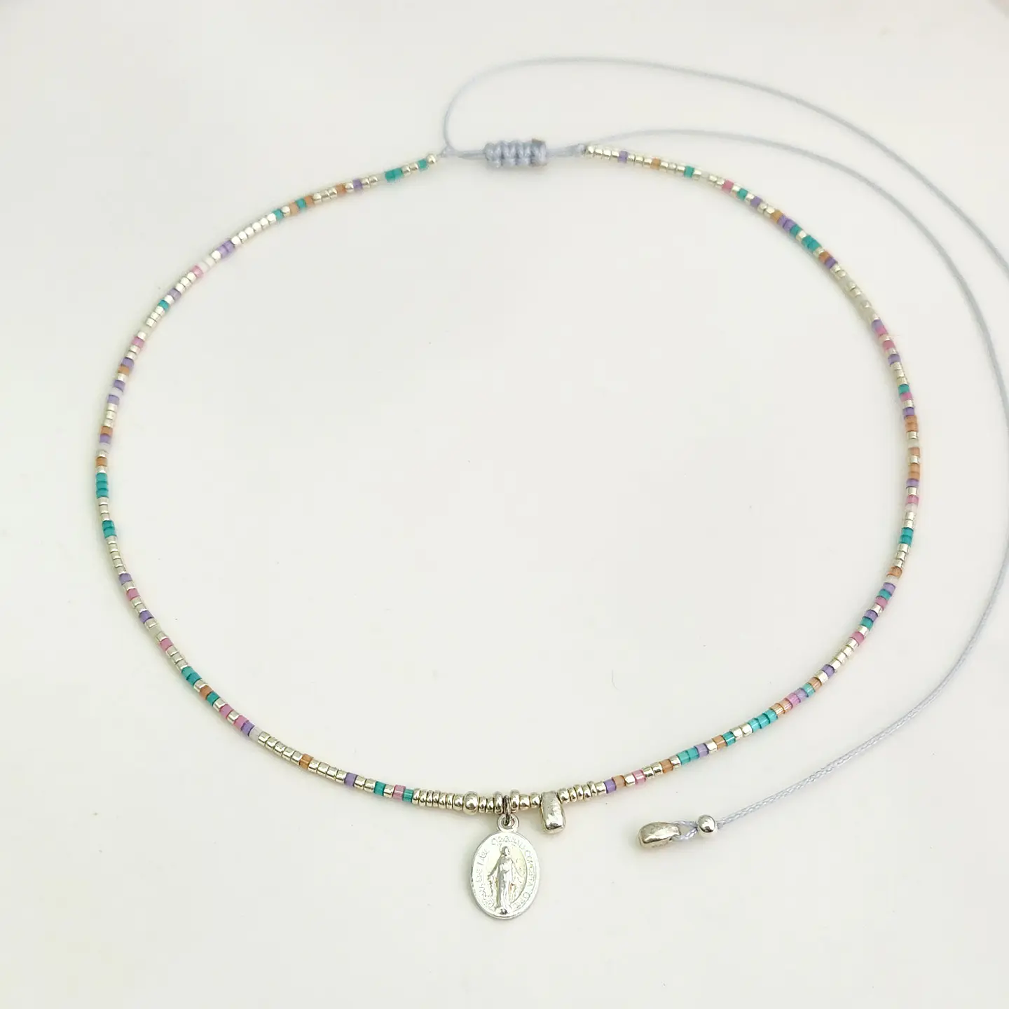 Collar Ajustable Virgen de los Rayos 3