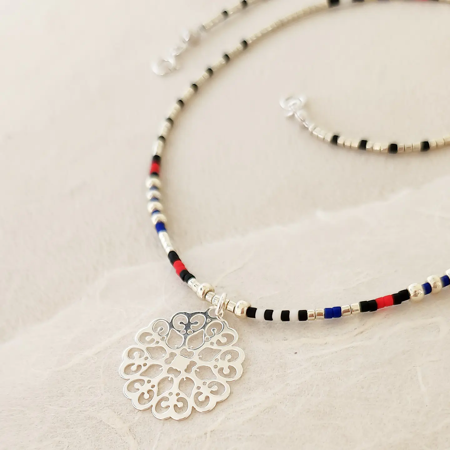 Collar Stonaker 2