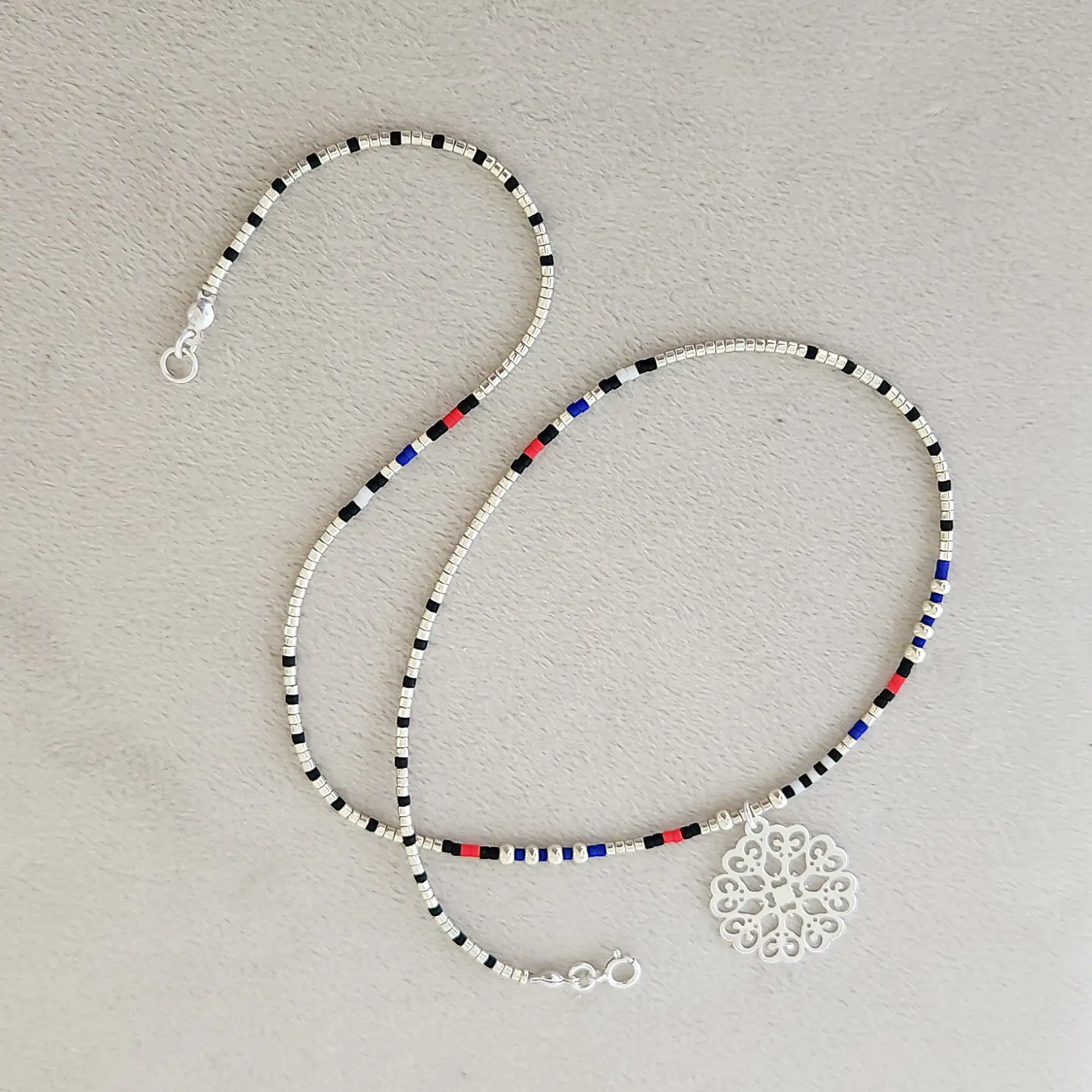 Collar Stonaker 4