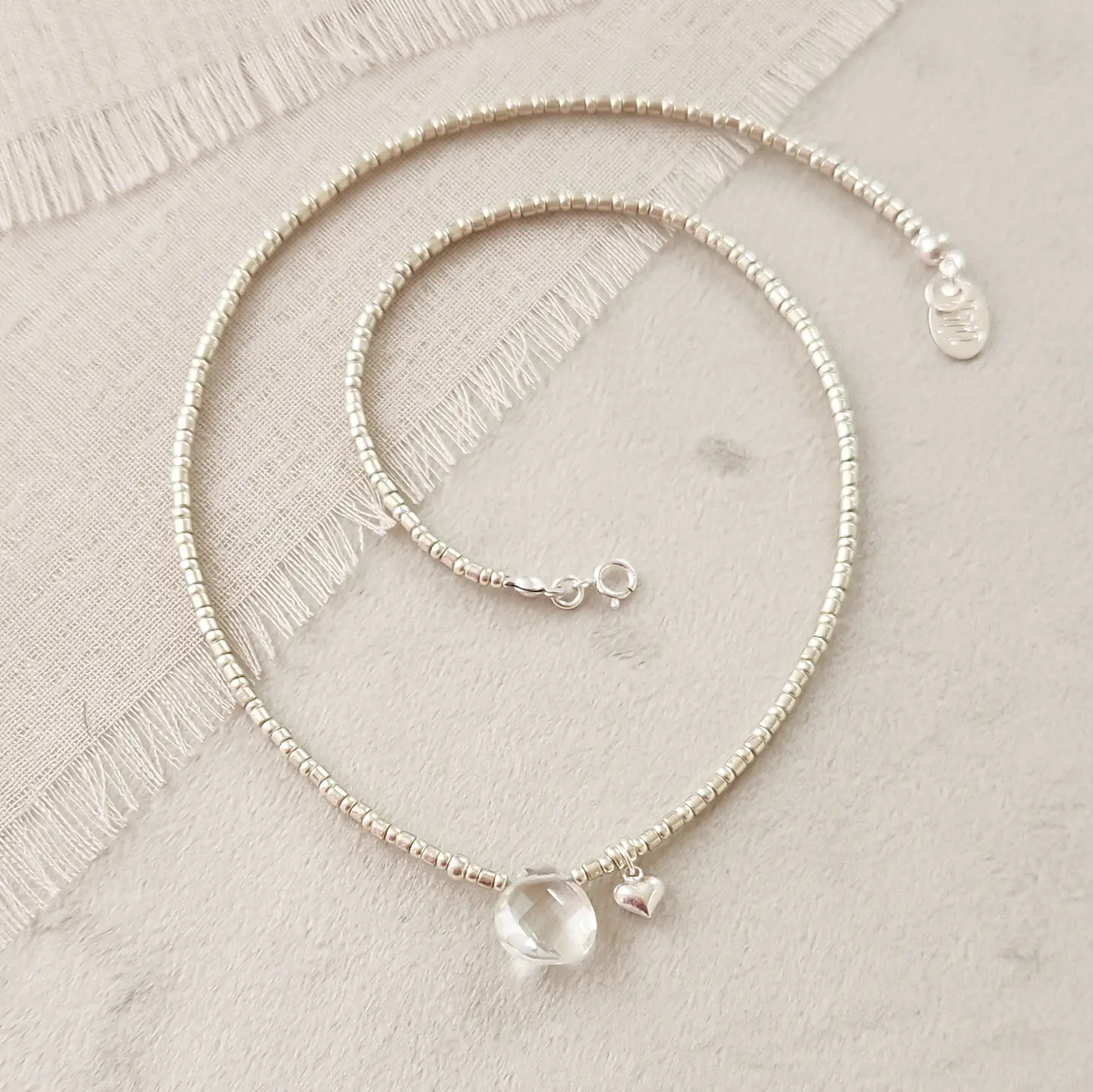 Collar Plateado Cuarzo Cristal 1