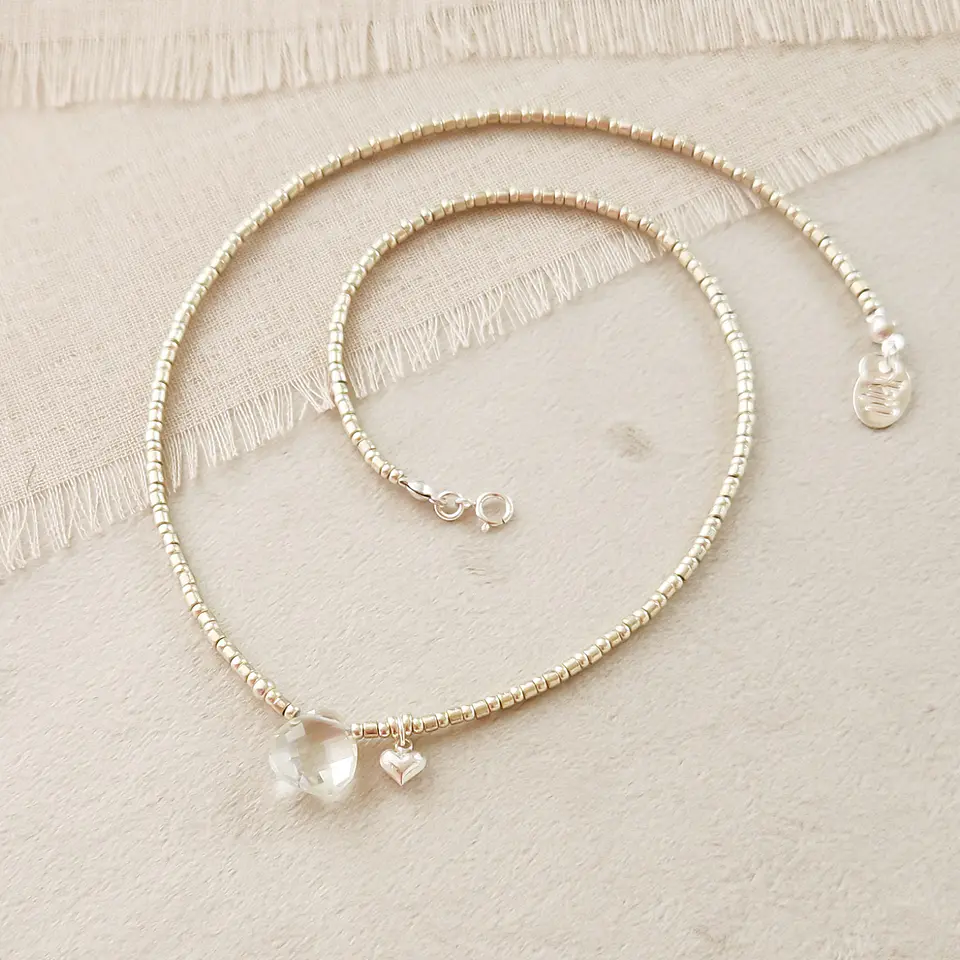 Collar Plateado Cuarzo Cristal 2