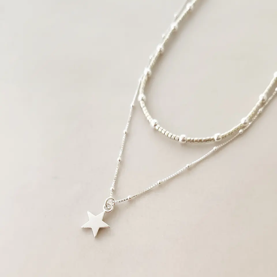 Conjunto Plateado Pelotitas 4