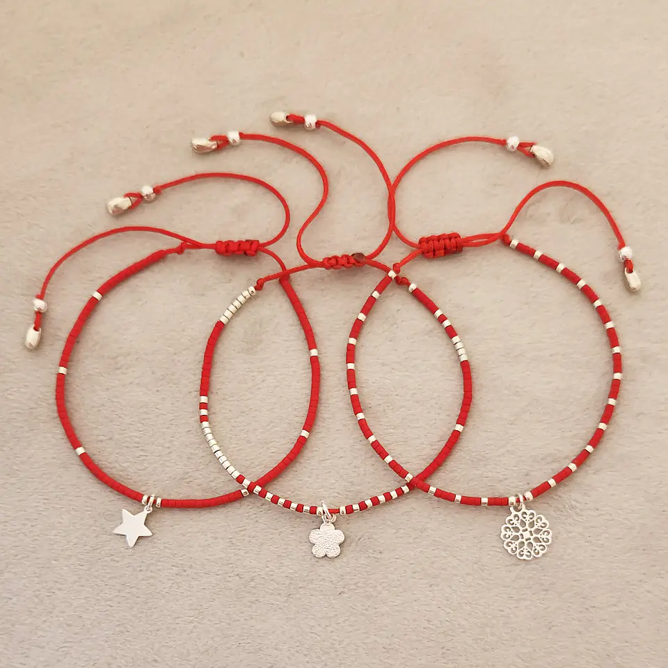 Pack Pulseras Rojas de Protección (plateadas) 3