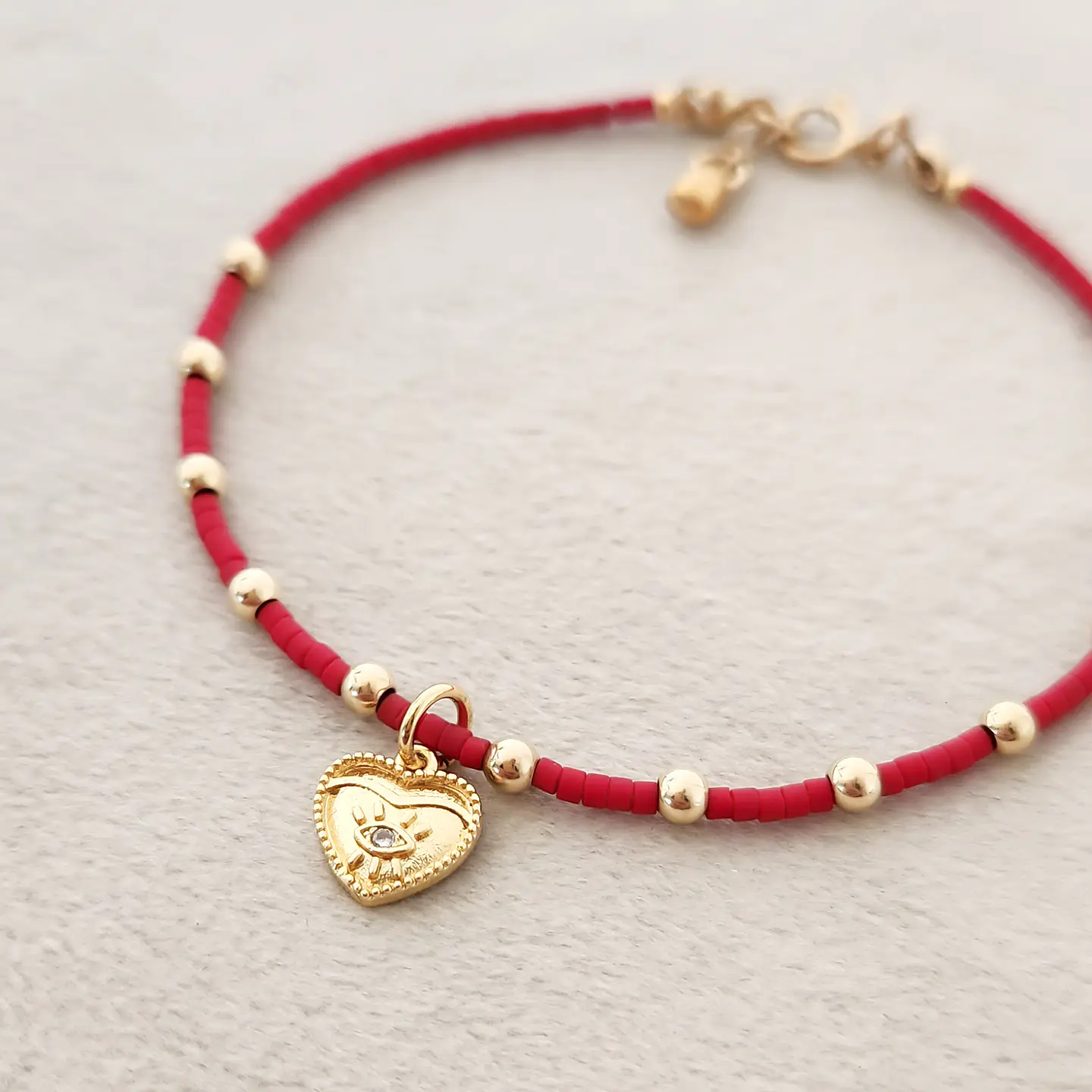 Po Roja Denario Corazón Dorado 2