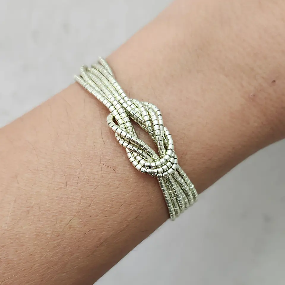 Macramé Nudo Plateado 1