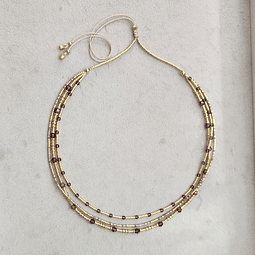 Collar Tres Guinda