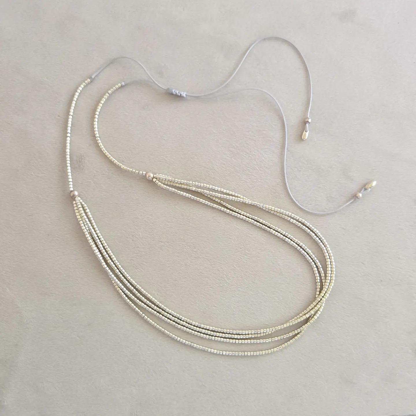 Collar Cuatro (Plateado o dorado) 3