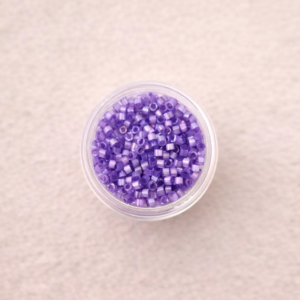 Délica Lilac Silk 1
