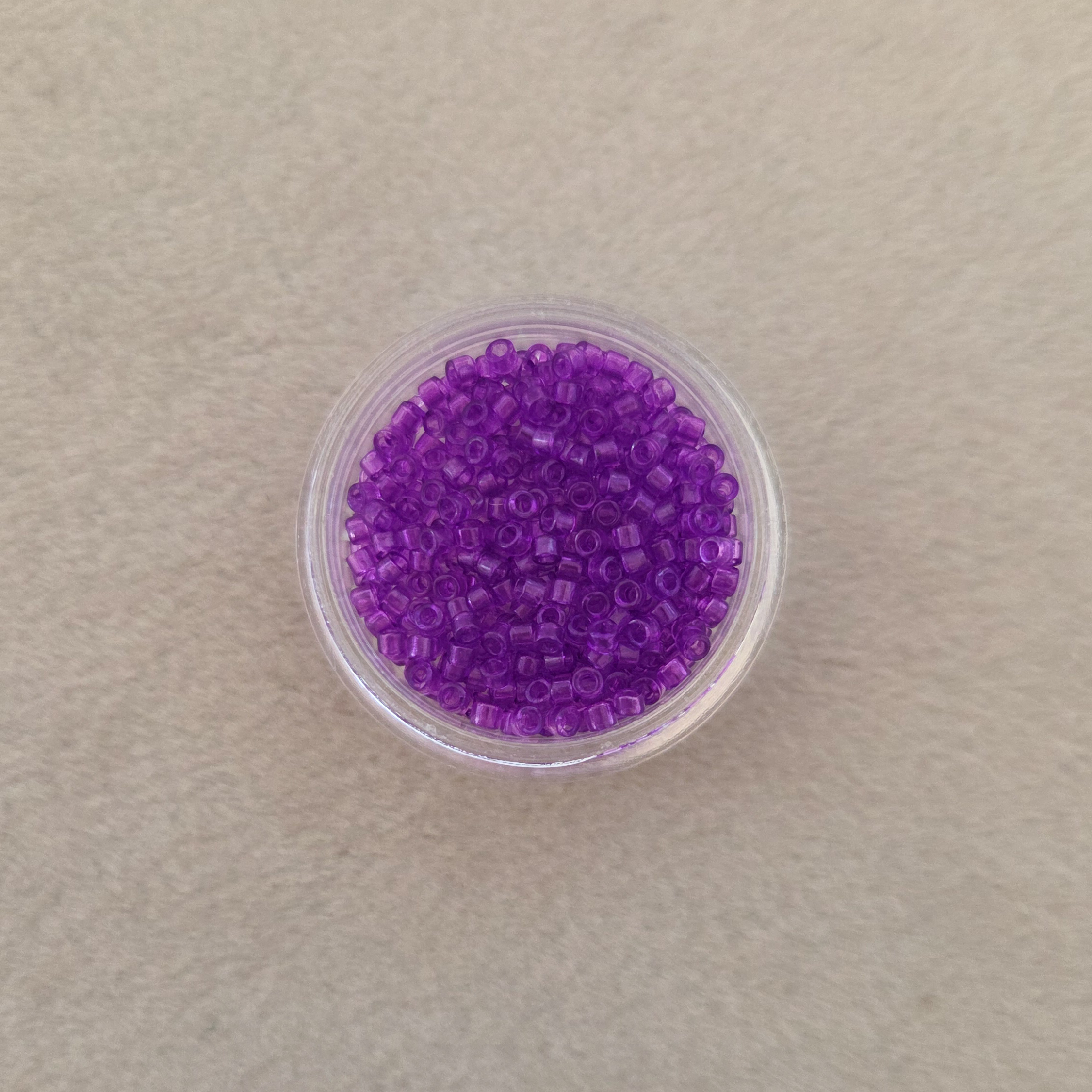 Délica Red Violet