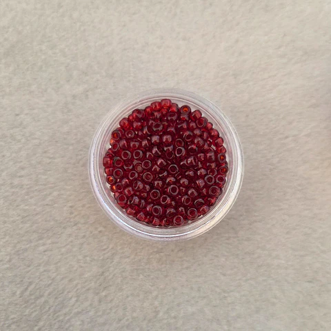 Rocaille Garnet Gold