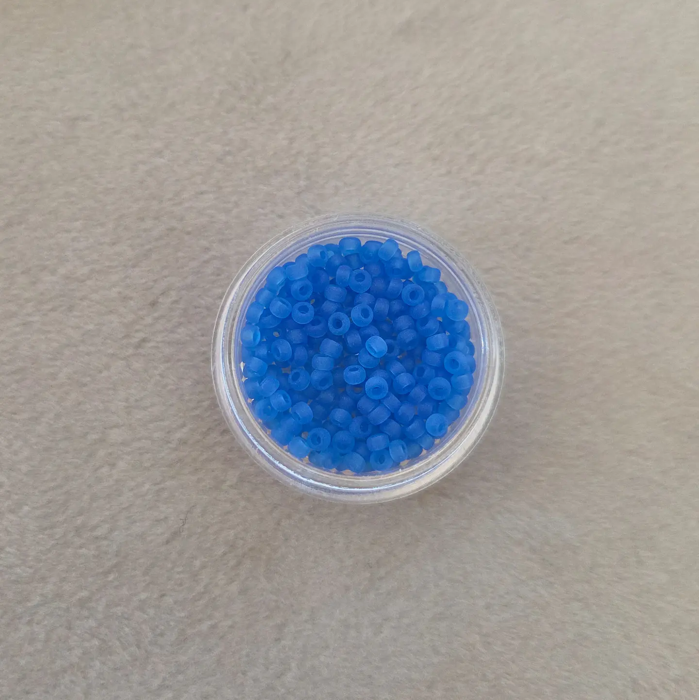 Rocaille Matte Sapphire 1