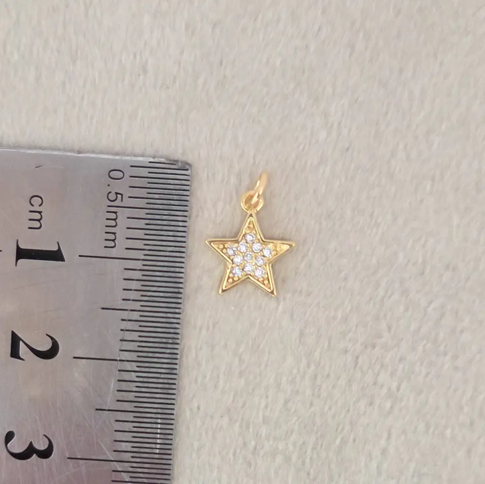 Estrella con strass bañada en oro 2