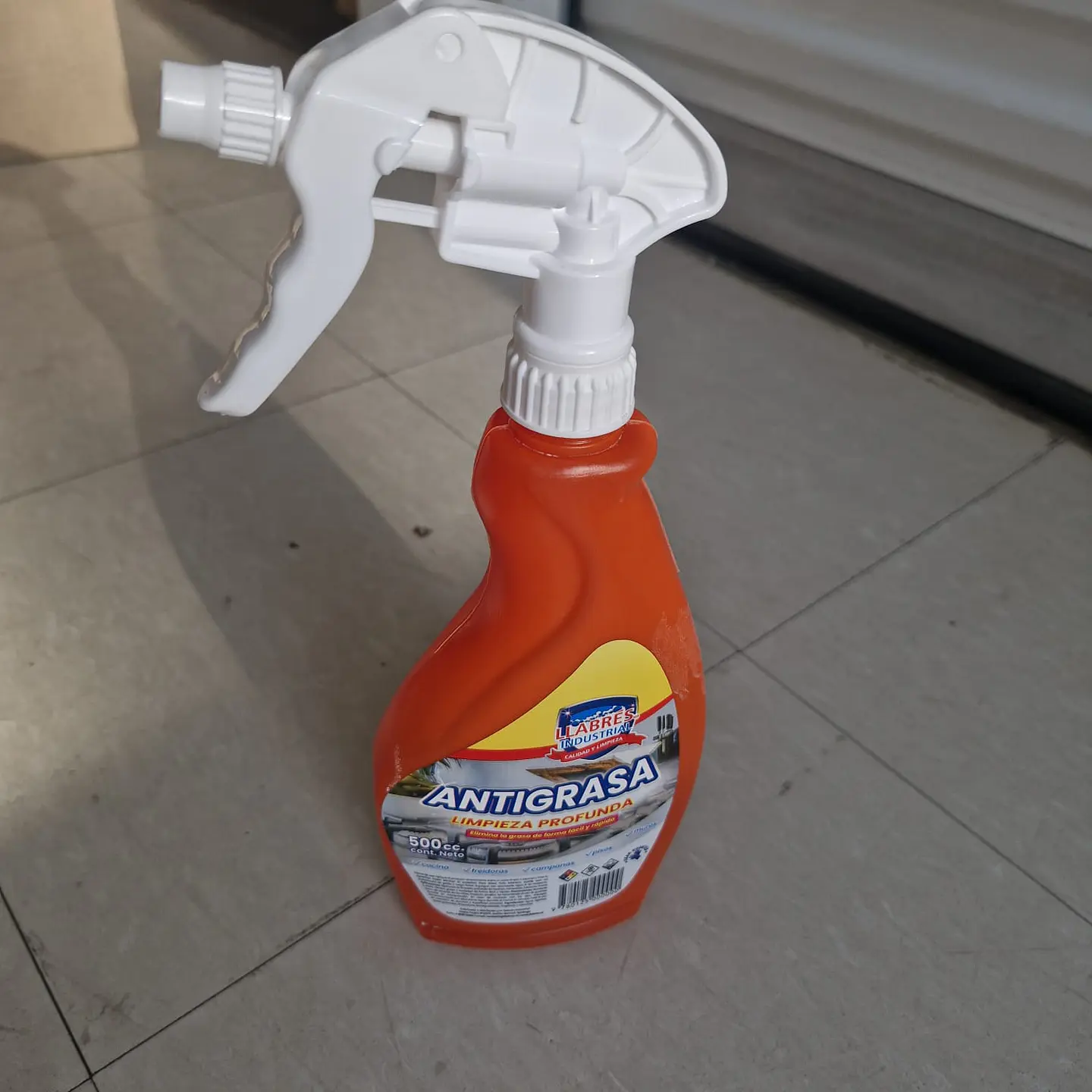 Antigrasa Liquido con gatillo atomizador 500cc 1