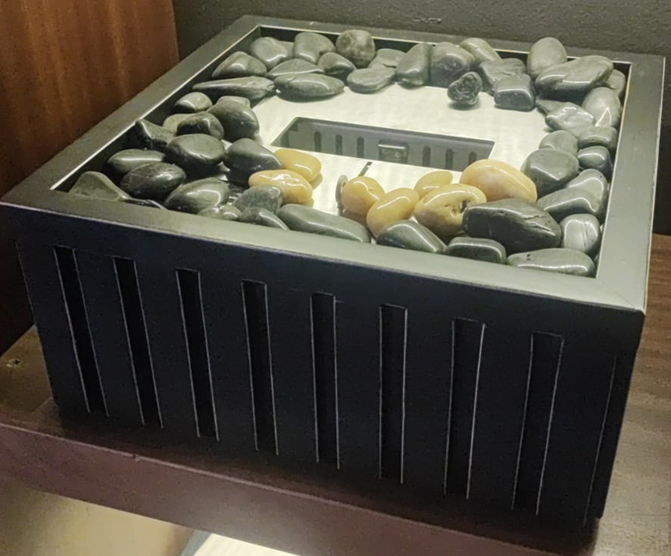 Caja de madera palillaje