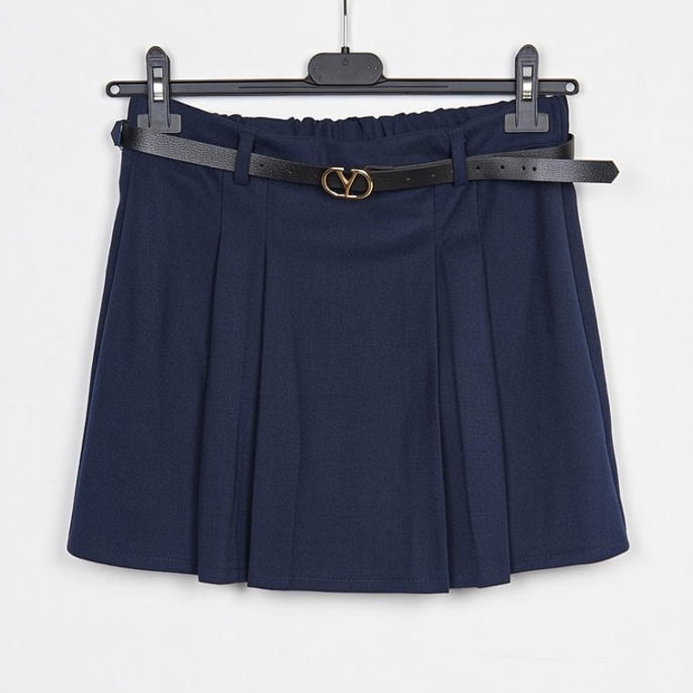 Saia curta com short integrado 1