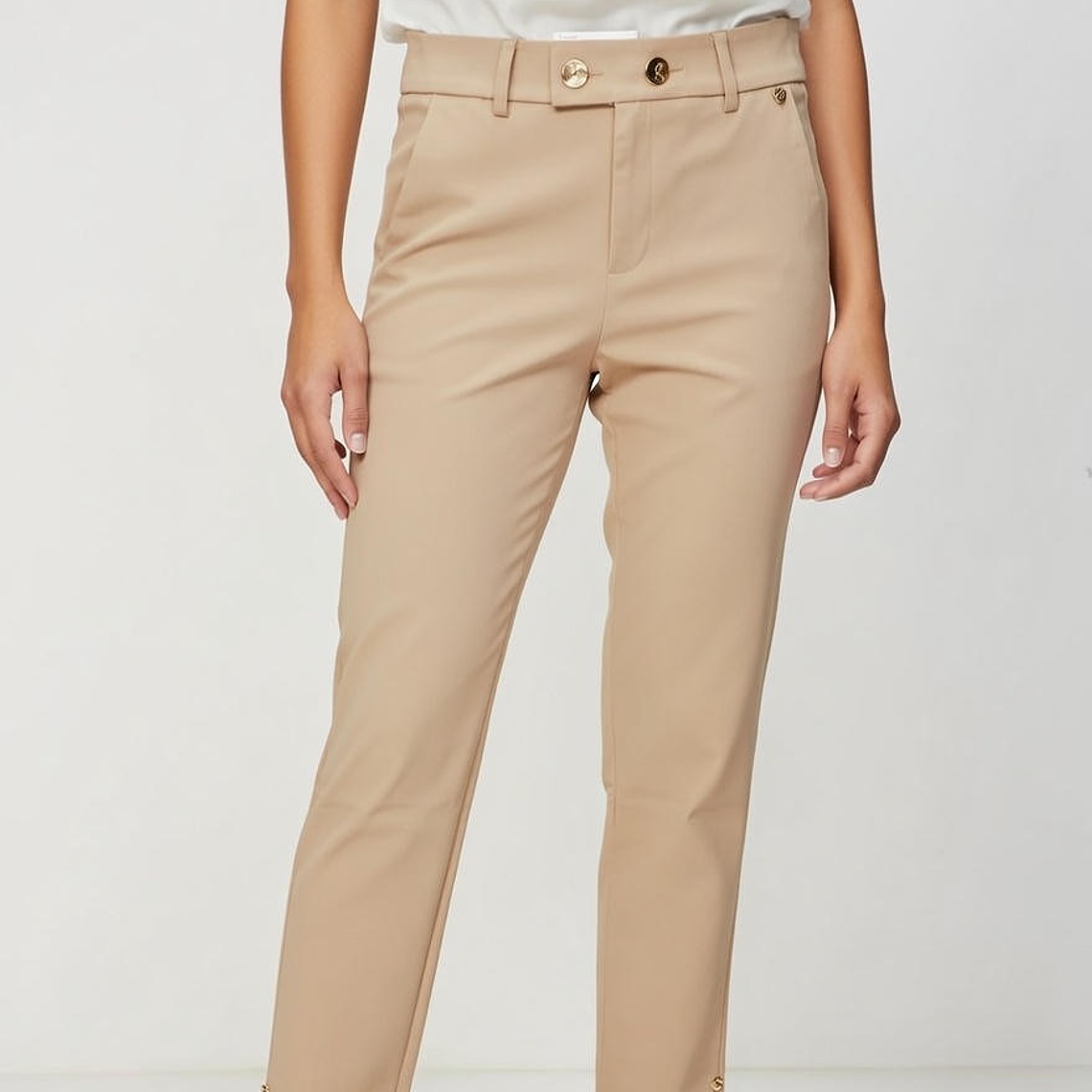 Calça feminina Dois botões 10