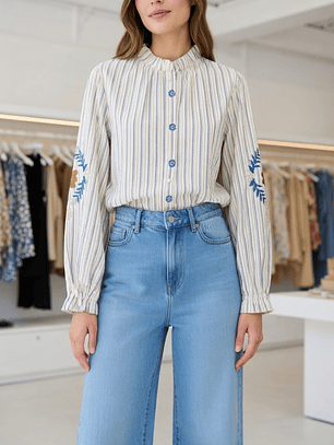 Camisa encanto bordado