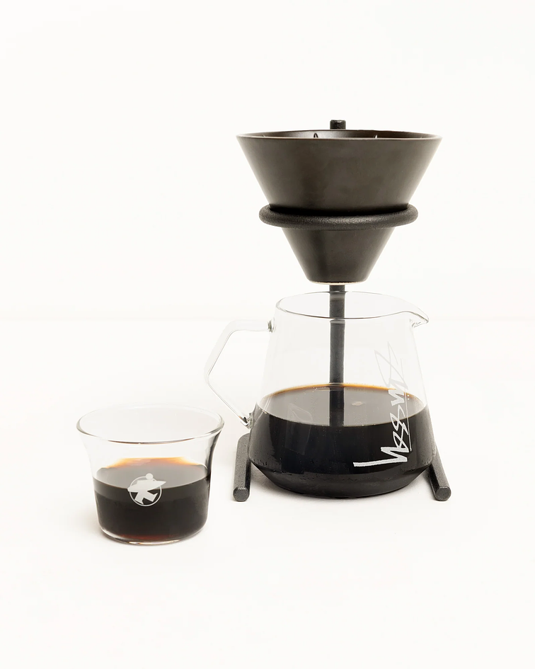 Cafetera Pourover V60 - Stüssy / Kinto