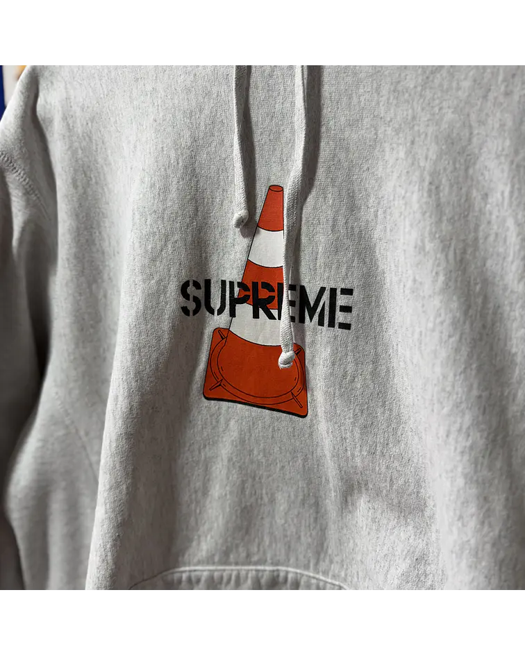 Hoodie Traffic Cone - Supreme [VNDS]