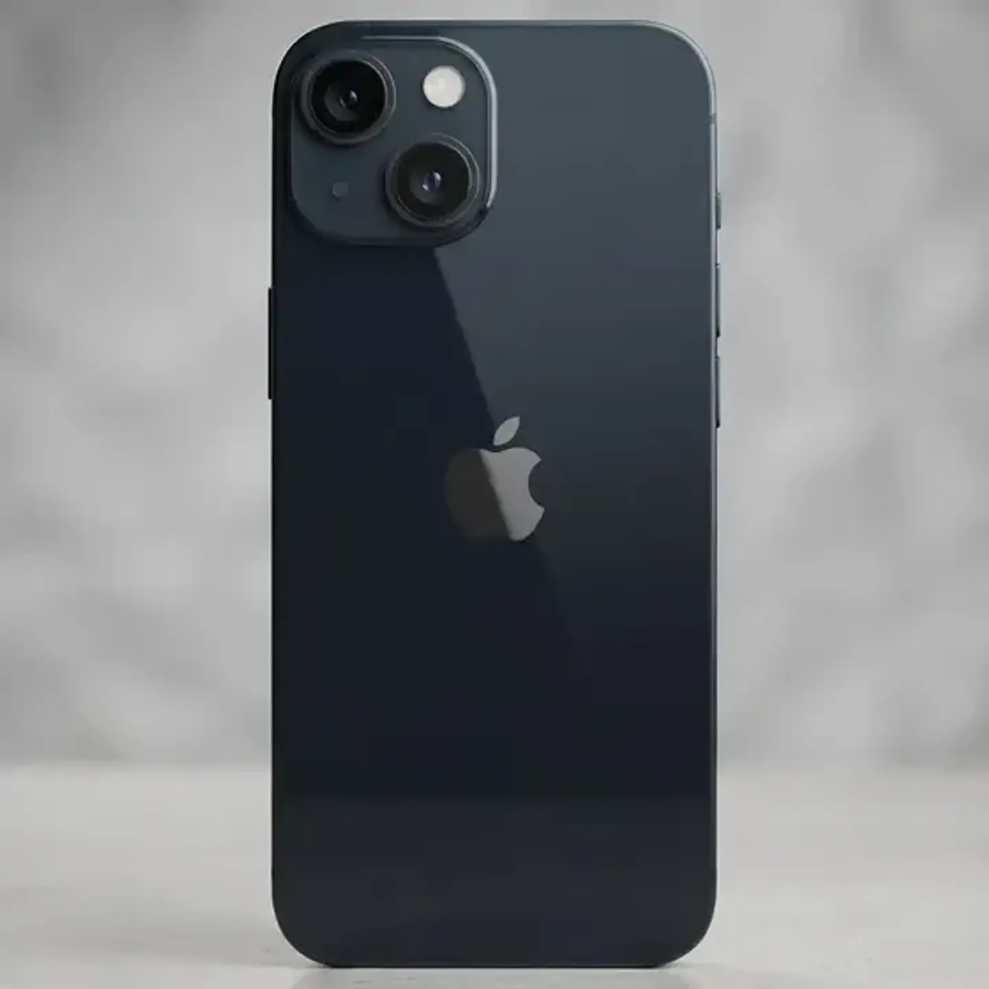 iPhone 13 128GB 7