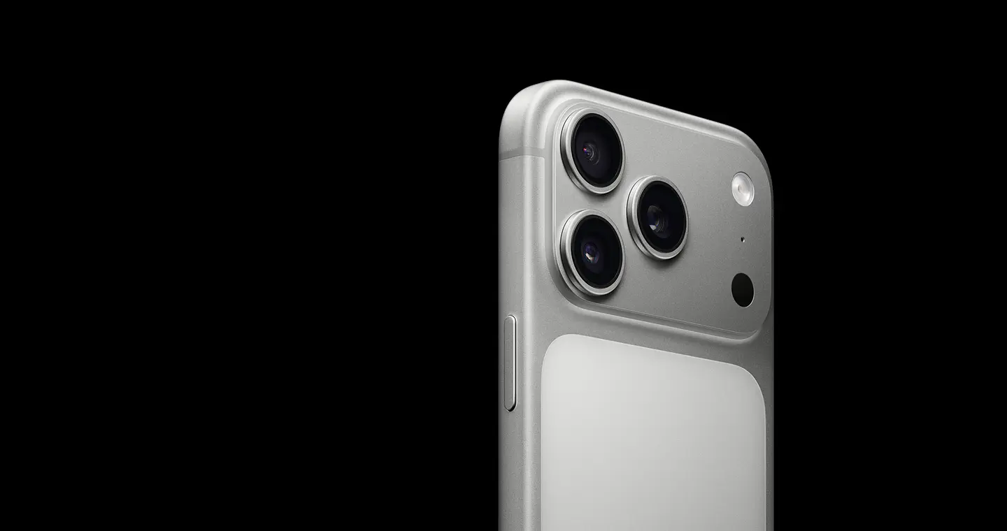 iPhone 17 Pro 4