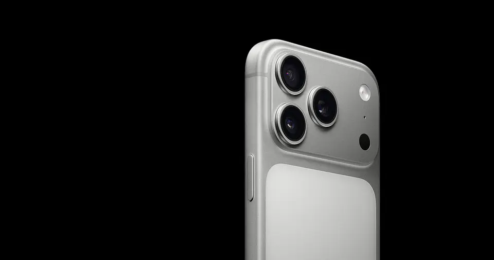 iPhone 17 Pro 4