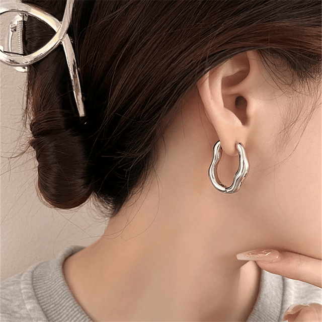 Adolph - Metallic Geometry Hoop Earring 5