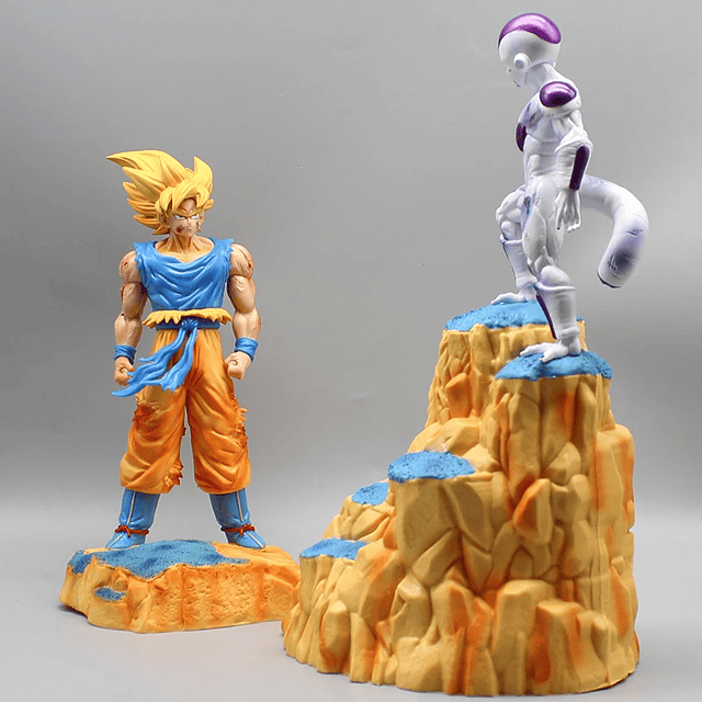 31cm Super Syain 2 Son Goku Vs Freezer PVC 2