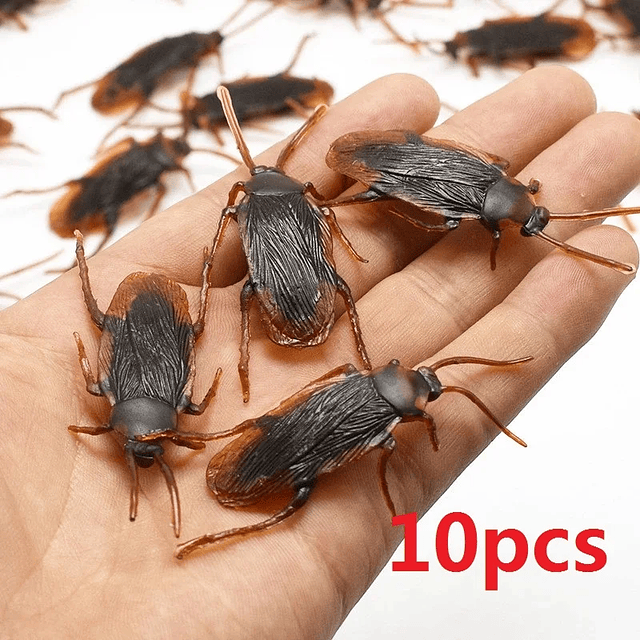 5-50Pcs Halloween gadget Plastic Cockroaches 20