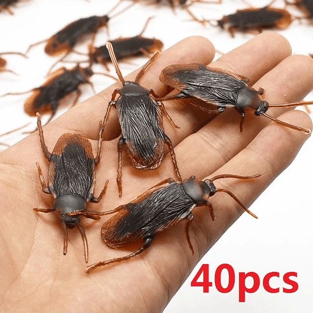 5-50Pcs Halloween gadget Plastic Cockroaches 29