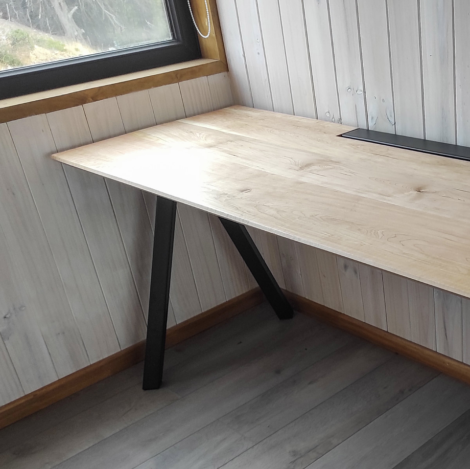 Escritorio AA - Madera Nativa 4