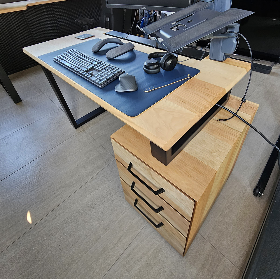 Escritorio Trapecio Cajonera - Madera Nativa 10