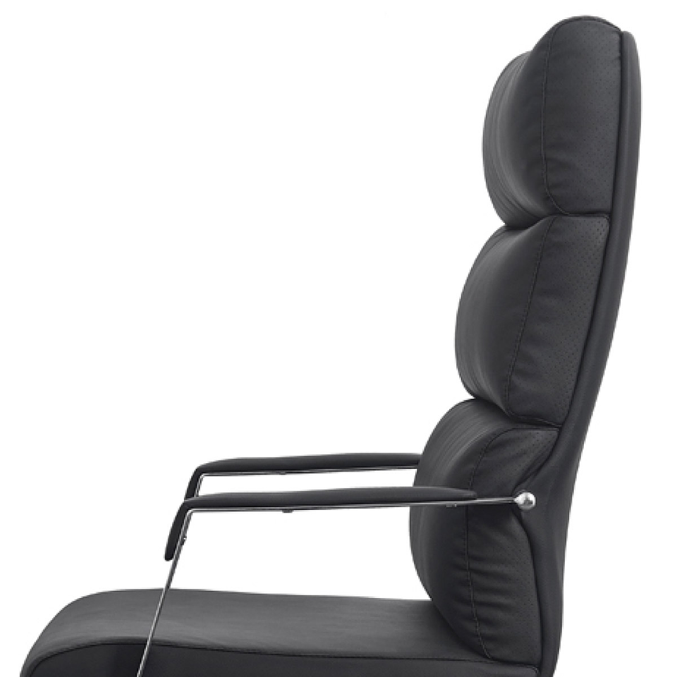 NEBUS - Cuero Negro 2