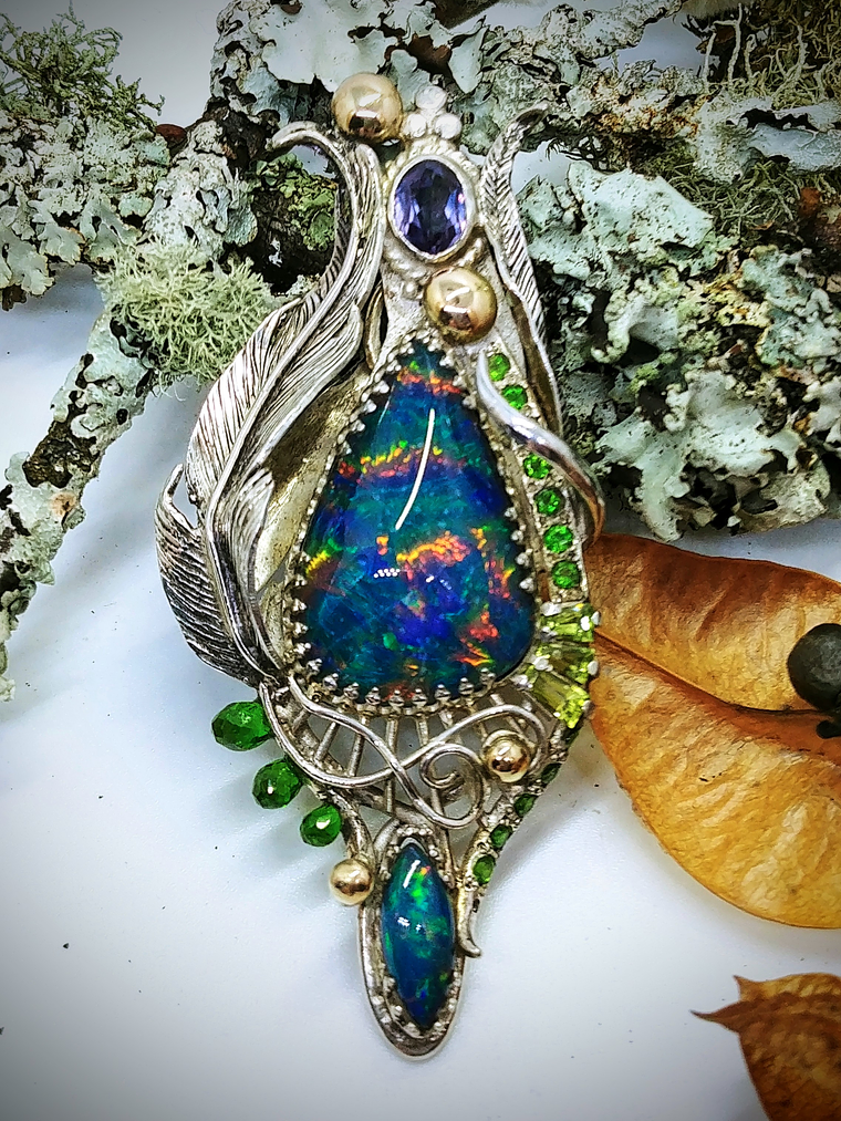 RTS - Stunning Australian Harlequin opal, Engraved feather necklace - Sterling - Video⏯ 5