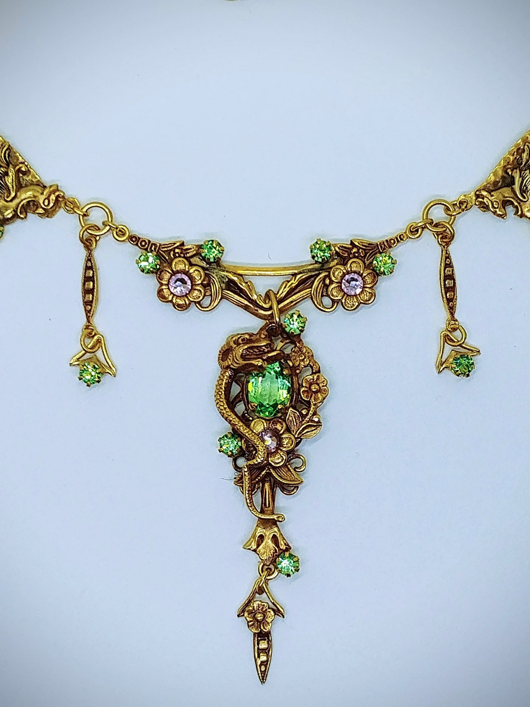 ☢ Uranium glass dragon necklace - Private collection 5