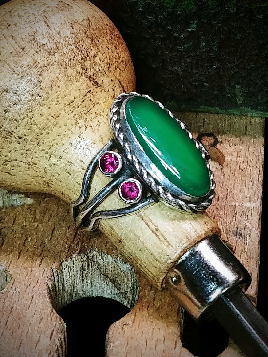 Chrysoprase and Rhodolite garnet double band ring - Private collection 5