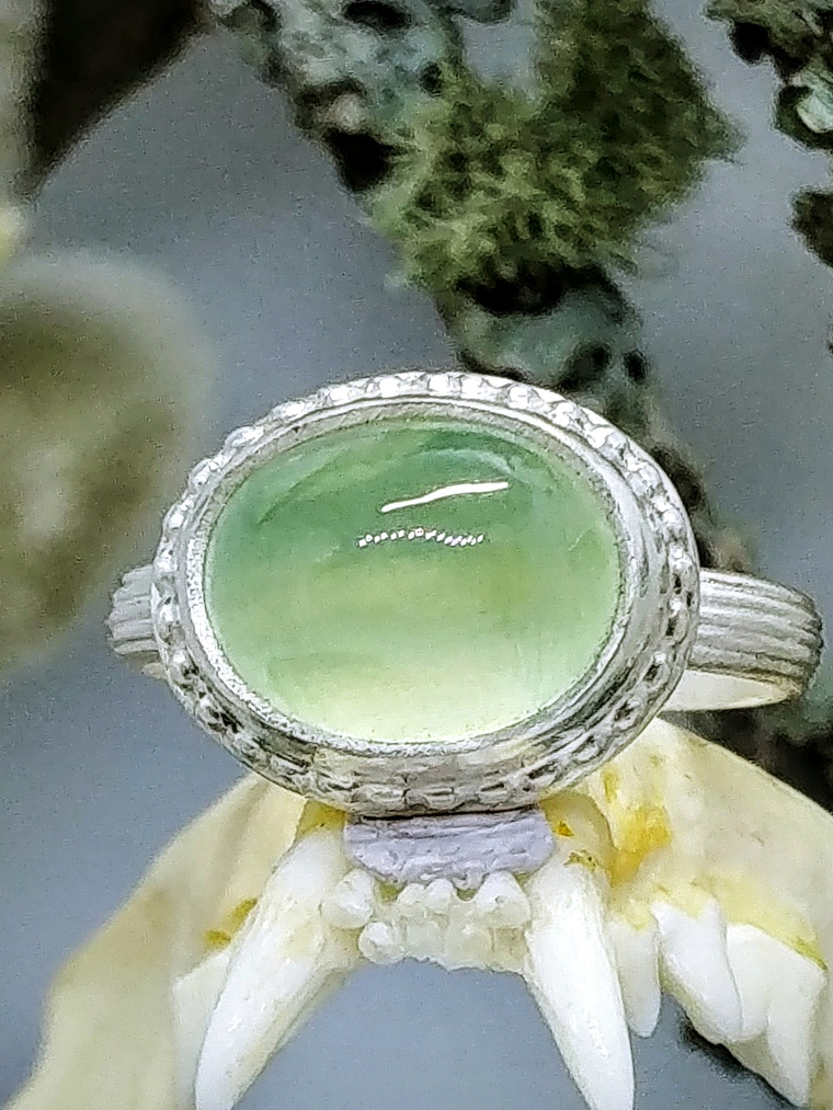 Sterling silver, Vintage inspired Prehnite ring, size 7 1