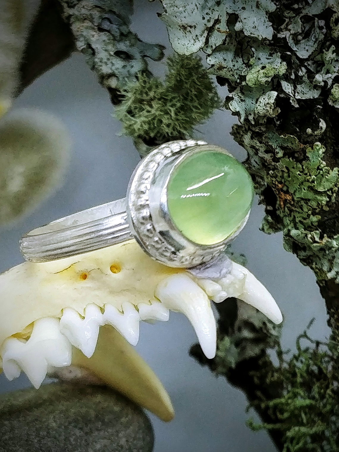 Sterling silver, Vintage inspired Prehnite ring, size 7 2