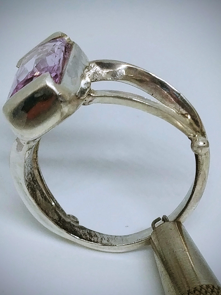 ⏯ 5.27ct Sterling and baby pink Kunzite ring - Sterling - Sz 8.5 - Video  9