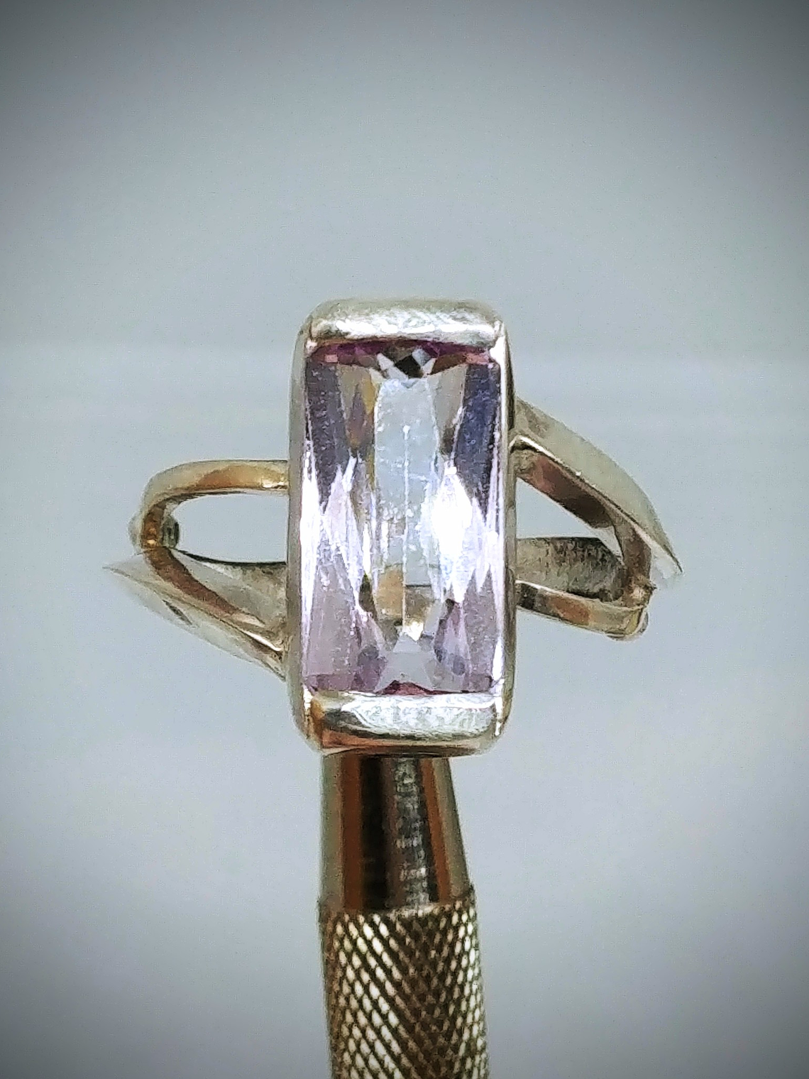 ⏯ 5.27ct Sterling and baby pink Kunzite ring - Sterling - Sz 8.5 - Video  10