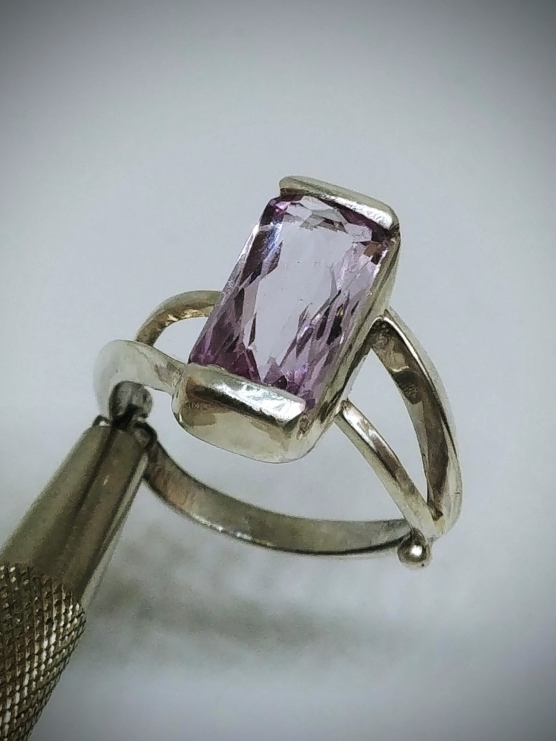 ⏯ 5.27ct Sterling and baby pink Kunzite ring - Sterling - Sz 8.5 - Video  7