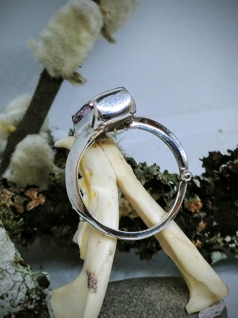 ⏯ 5.27ct Sterling and baby pink Kunzite ring - Sterling - Sz 8.5 - Video  5