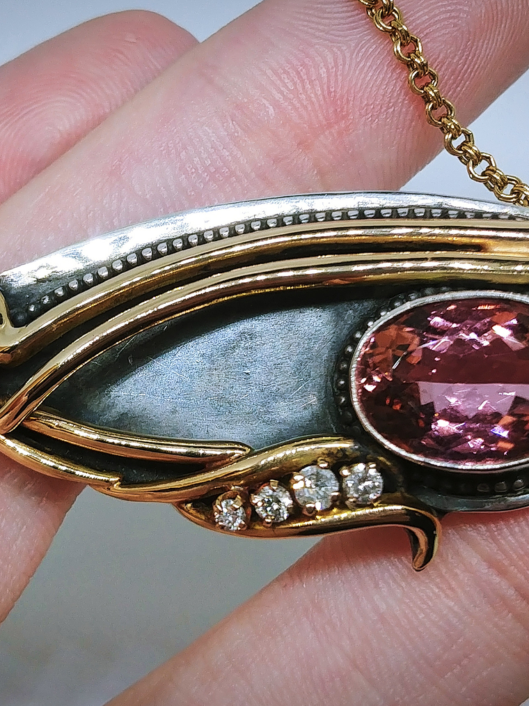 RTS - 14k - Eye of Horus, 7.2ct Pink tourmaline, ruby and diamond necklace - Video⏯ 4