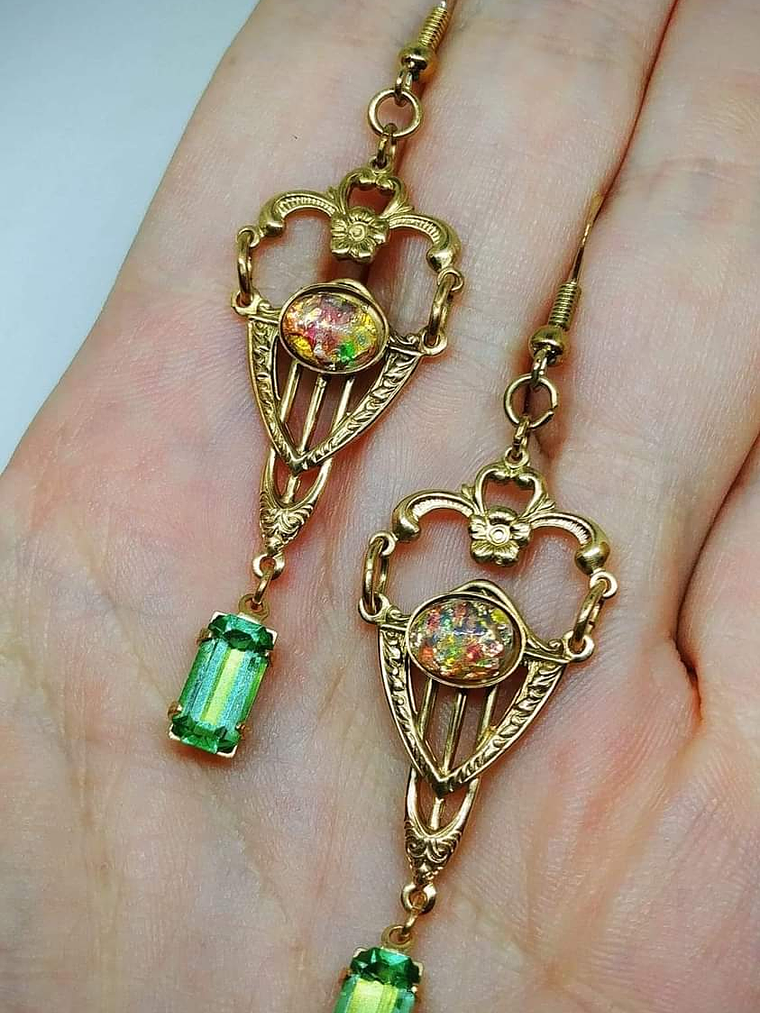 RTS ☢ Art Deco inspired, glass opal and UG glass earrings - Costume 5