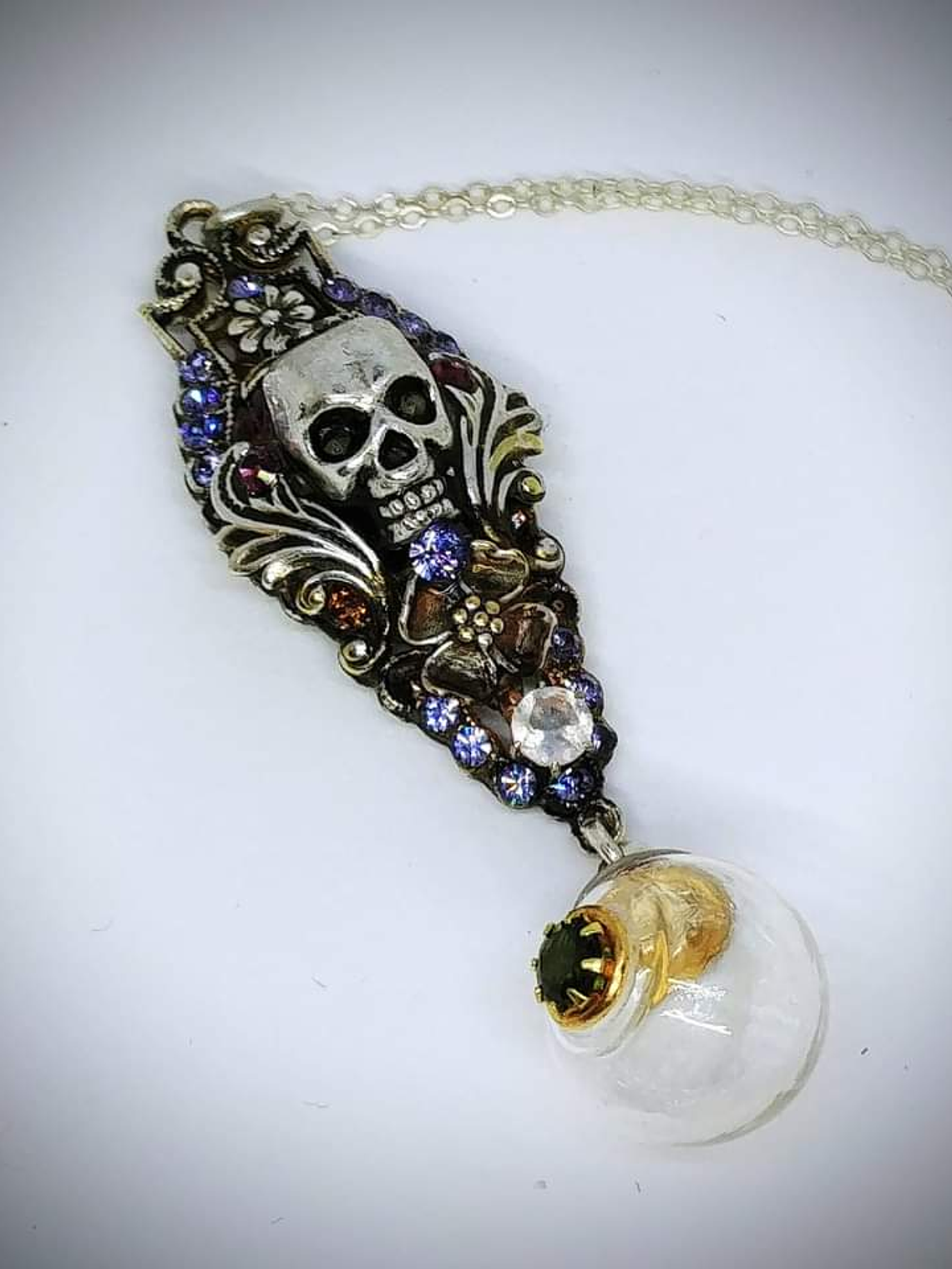 RTS - Memento Mori cremation pendant - Holds ashes - Costume 3