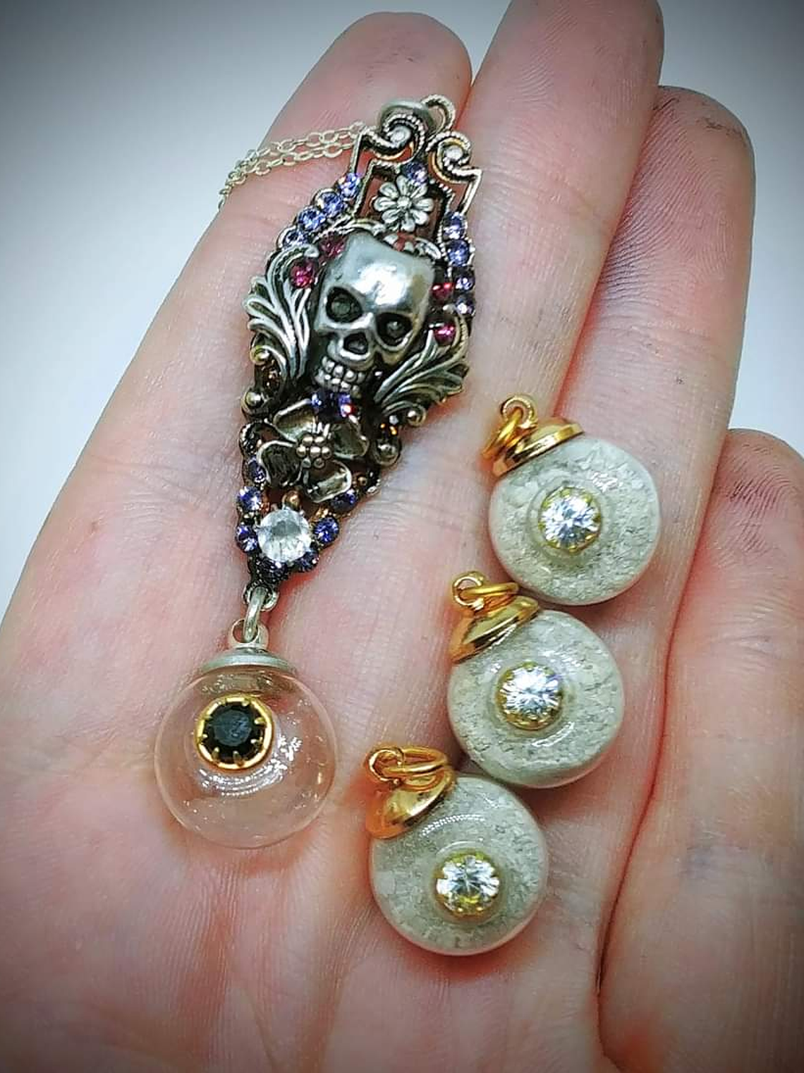 RTS - Memento Mori cremation pendant - Holds ashes - Costume 7